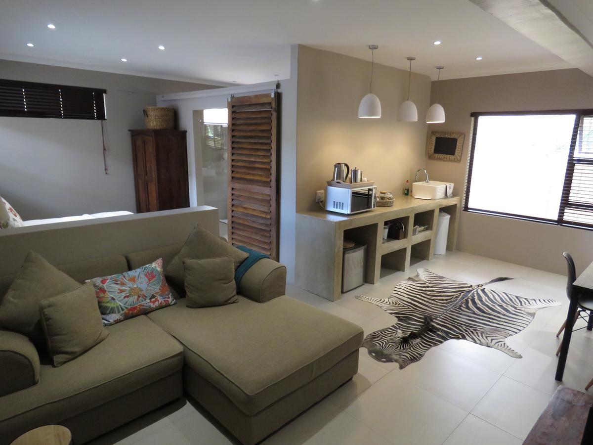 Beautiful Studio! Modern, Secure,Comfy Stay In Windhoek Golf Estate المظهر الخارجي الصورة