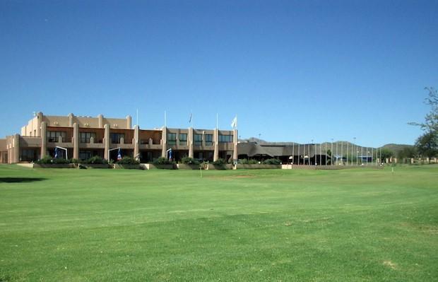 Beautiful Studio! Modern, Secure,Comfy Stay In Windhoek Golf Estate المظهر الخارجي الصورة